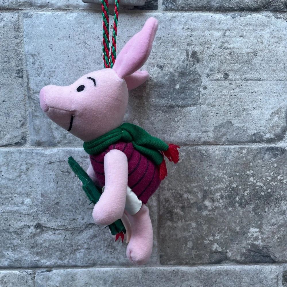❤️ DISNEY STORE PIGLET CHRISTMAS ORNAMENT